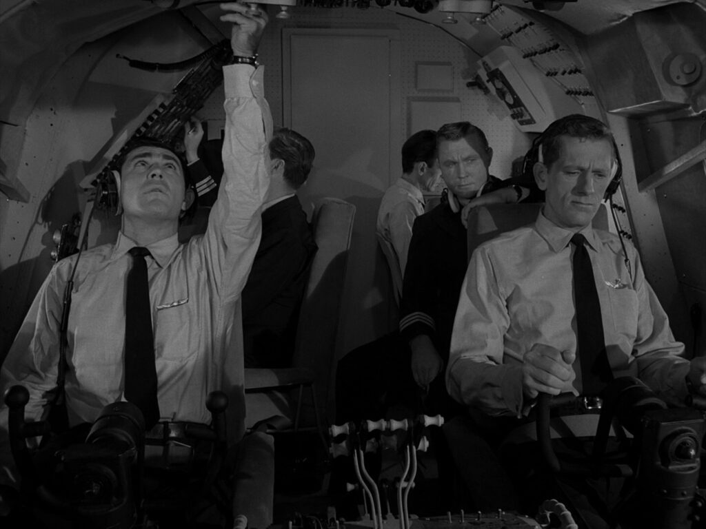 S2E18: the Odyssey of Flight 33