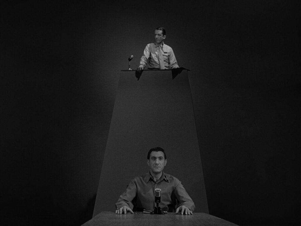S2E29: The Obsolete Man