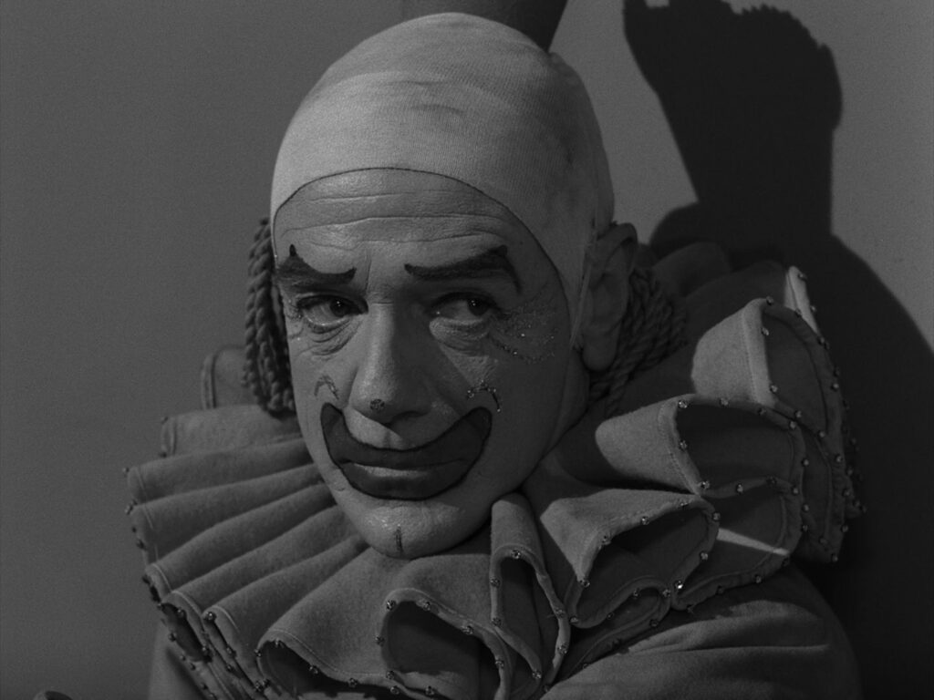 S3E14: Five Characters in Search of an Exit