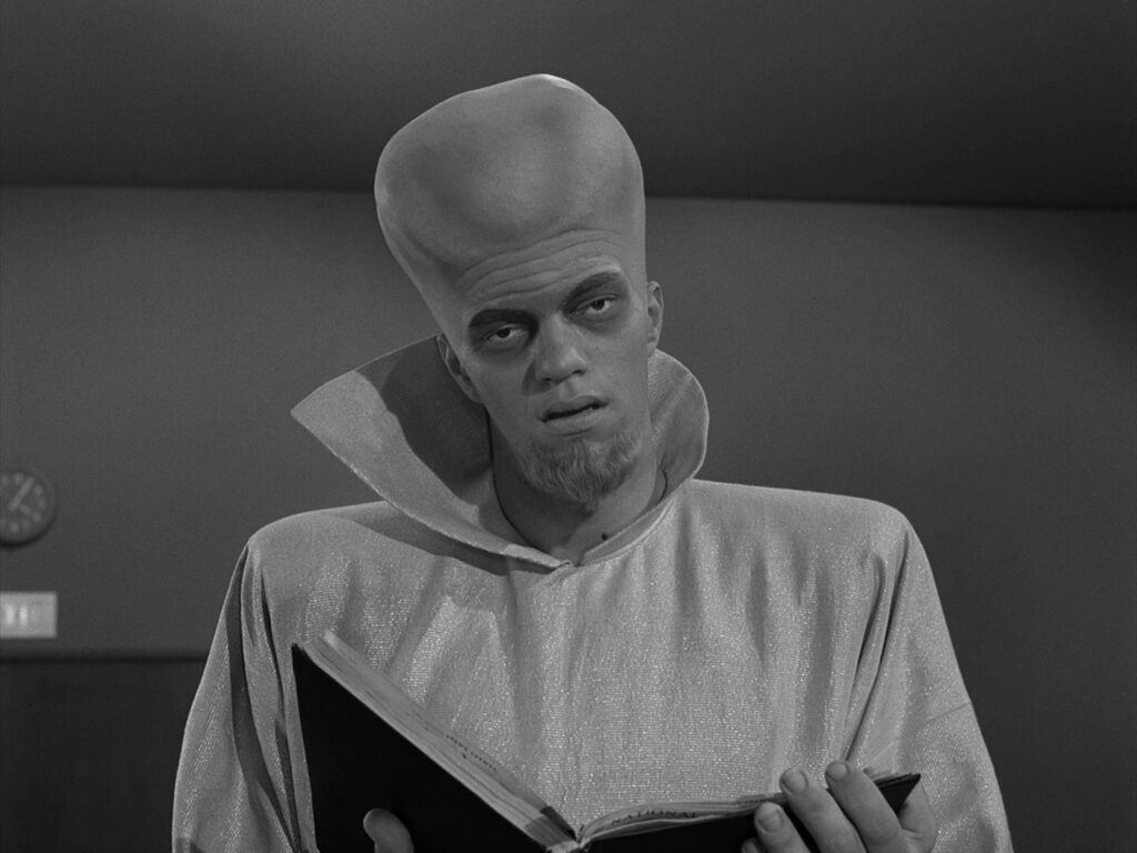 S3E24: To Serve Man