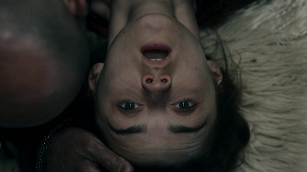S9E5 - The Girl Who Died